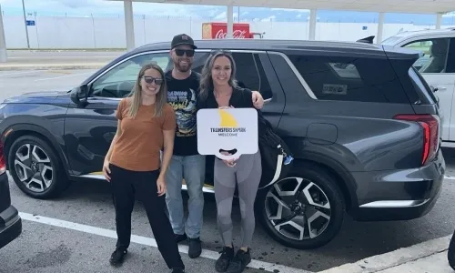 Happy customer at Cancun Airport 3 people