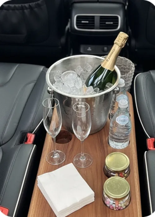 Happy customer at Cancun Airport welcome amenities